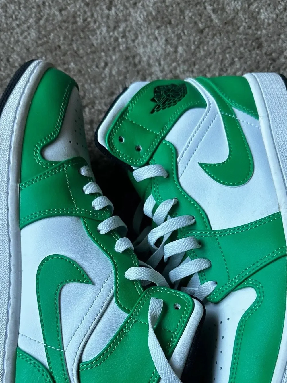 Nike Air Jordan 1 Mid - Lucky Green/Black/White